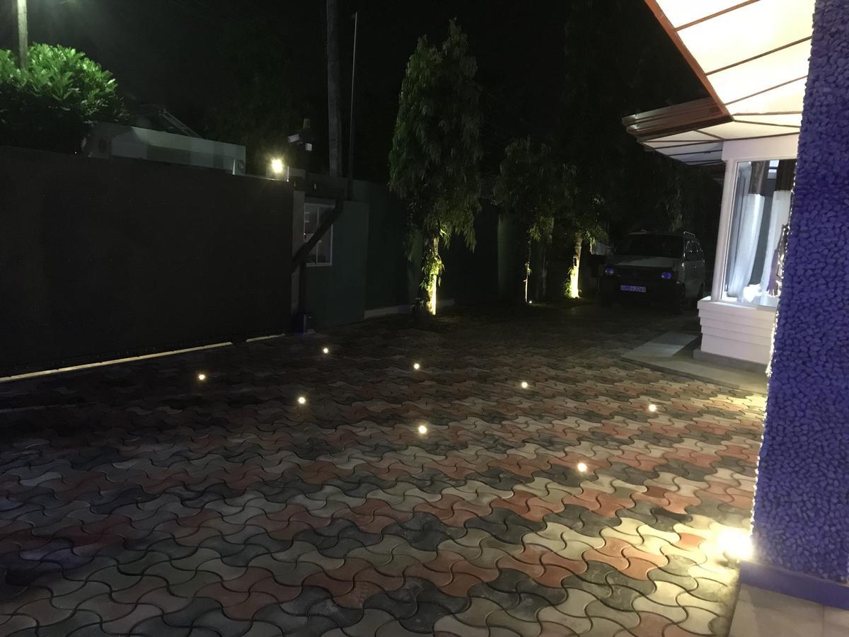 Villaflorence Kadawatha 外观 照片