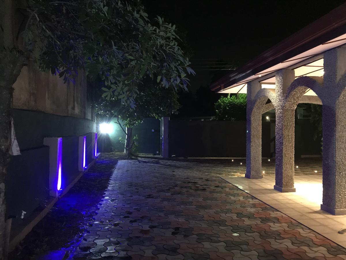 Villaflorence Kadawatha 外观 照片