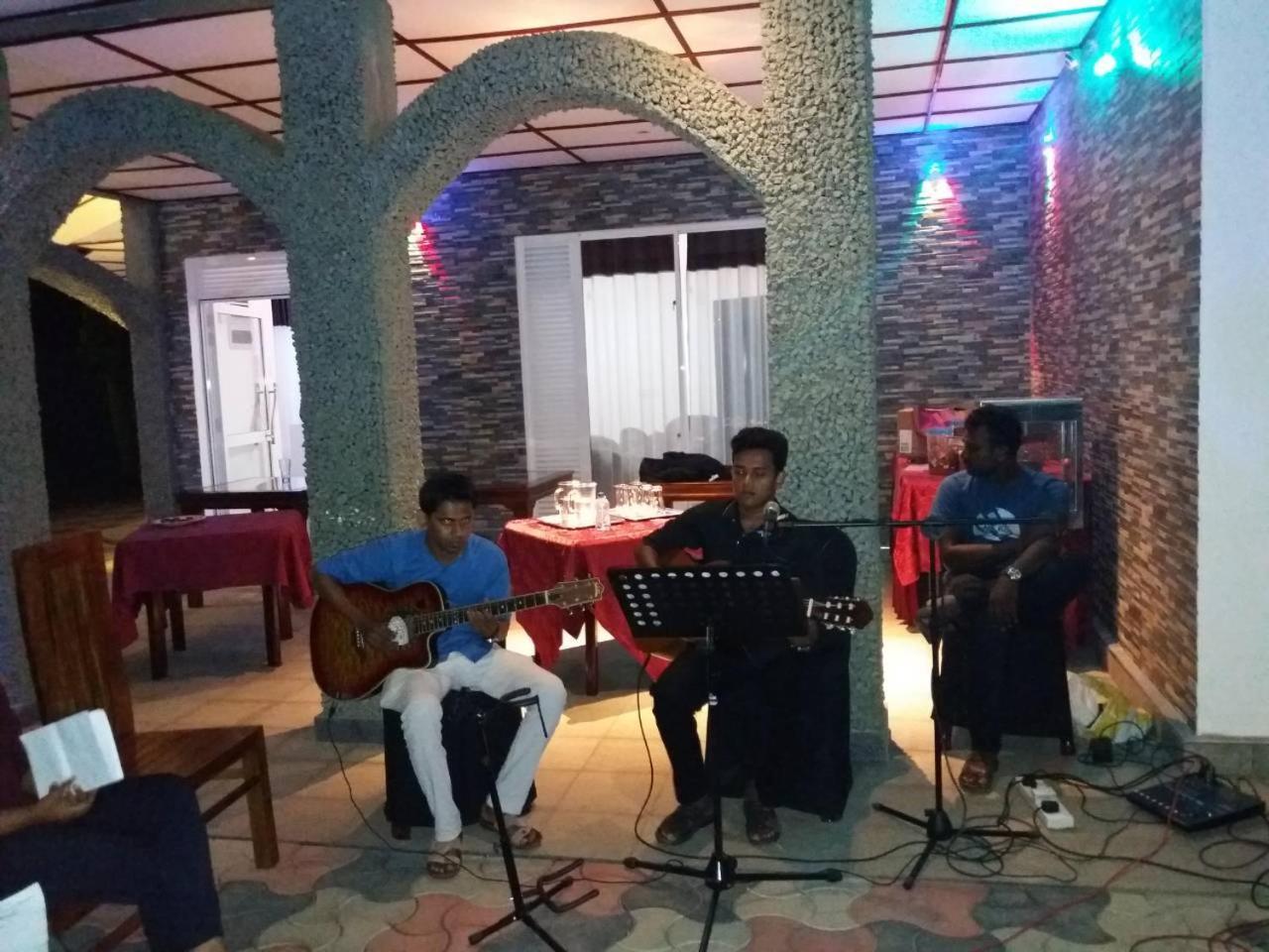 Villaflorence Kadawatha 外观 照片