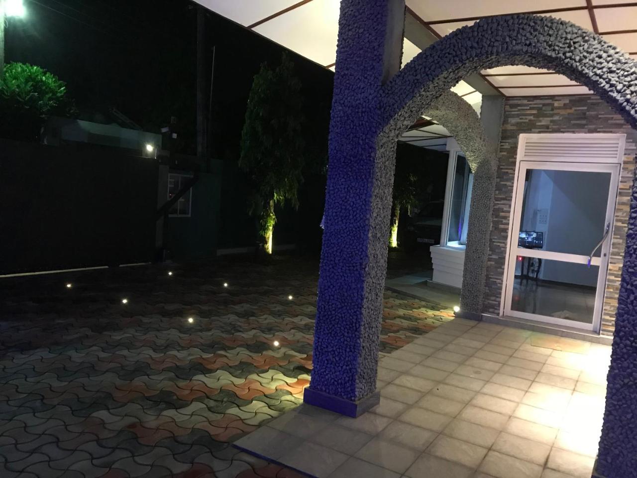 Villaflorence Kadawatha 外观 照片